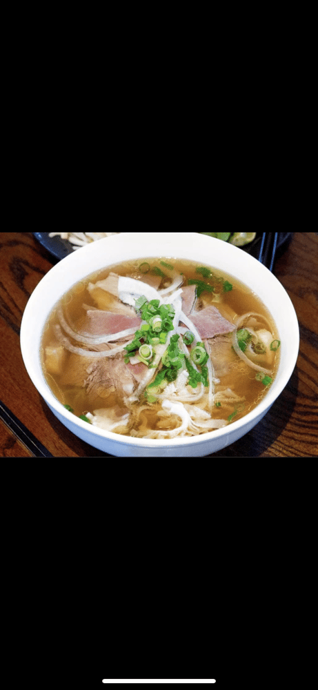 P8 - Rare Steak & Tripe Phở - Phở Tái, Sách
