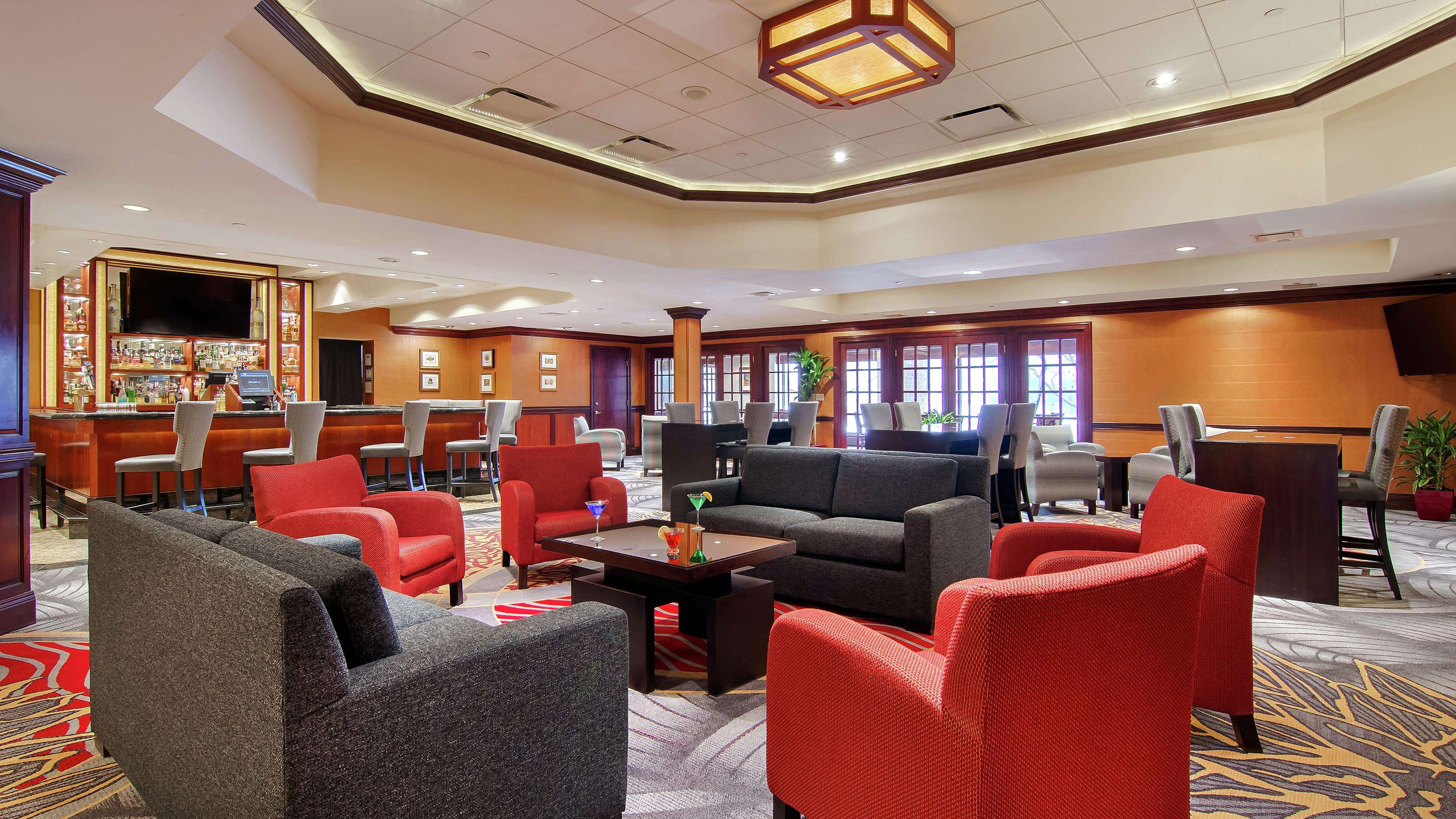 DoubleTree by Hilton Lisle Naperville Photo