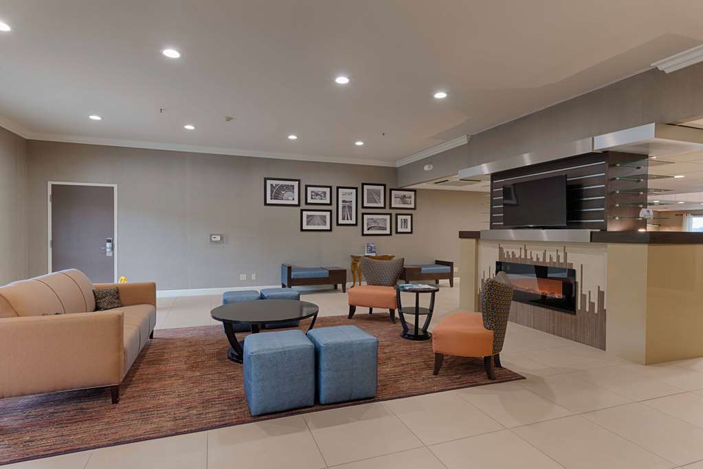 Best Western Plus Delta Inn & Suites Image