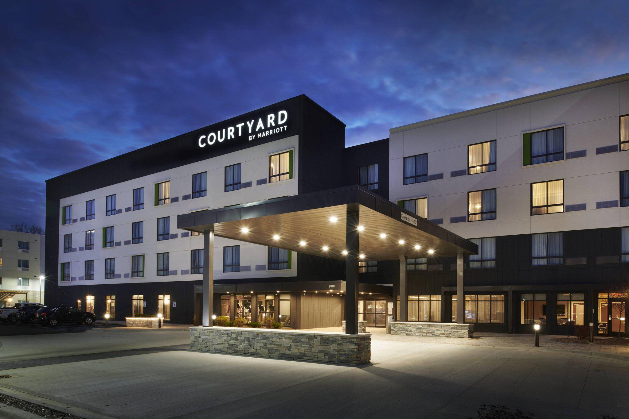 Courtyard by Marriott Jackson Photo