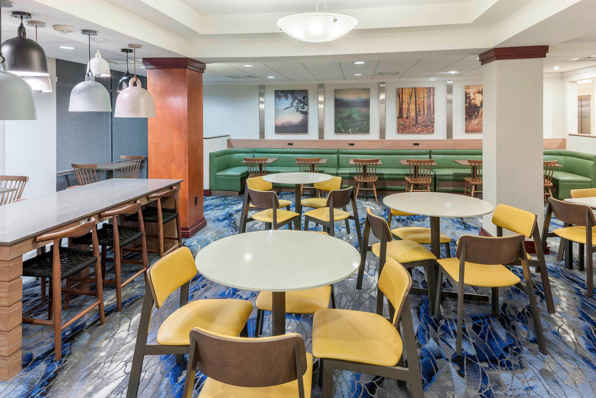 Fairfield Inn & Suites by Marriott Austin Parmer/Tech Ridge Photo