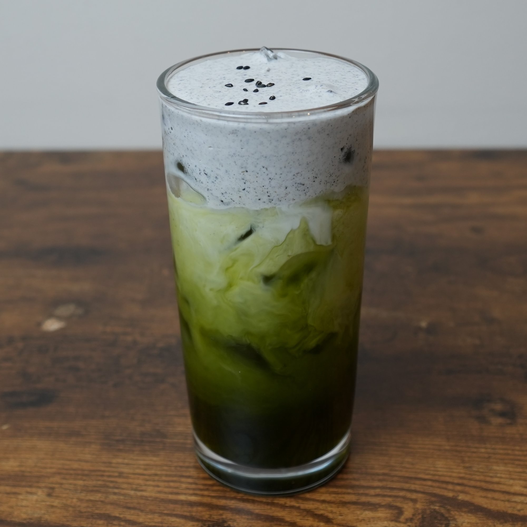 Black Sesame Creme GREEN Thai Tea