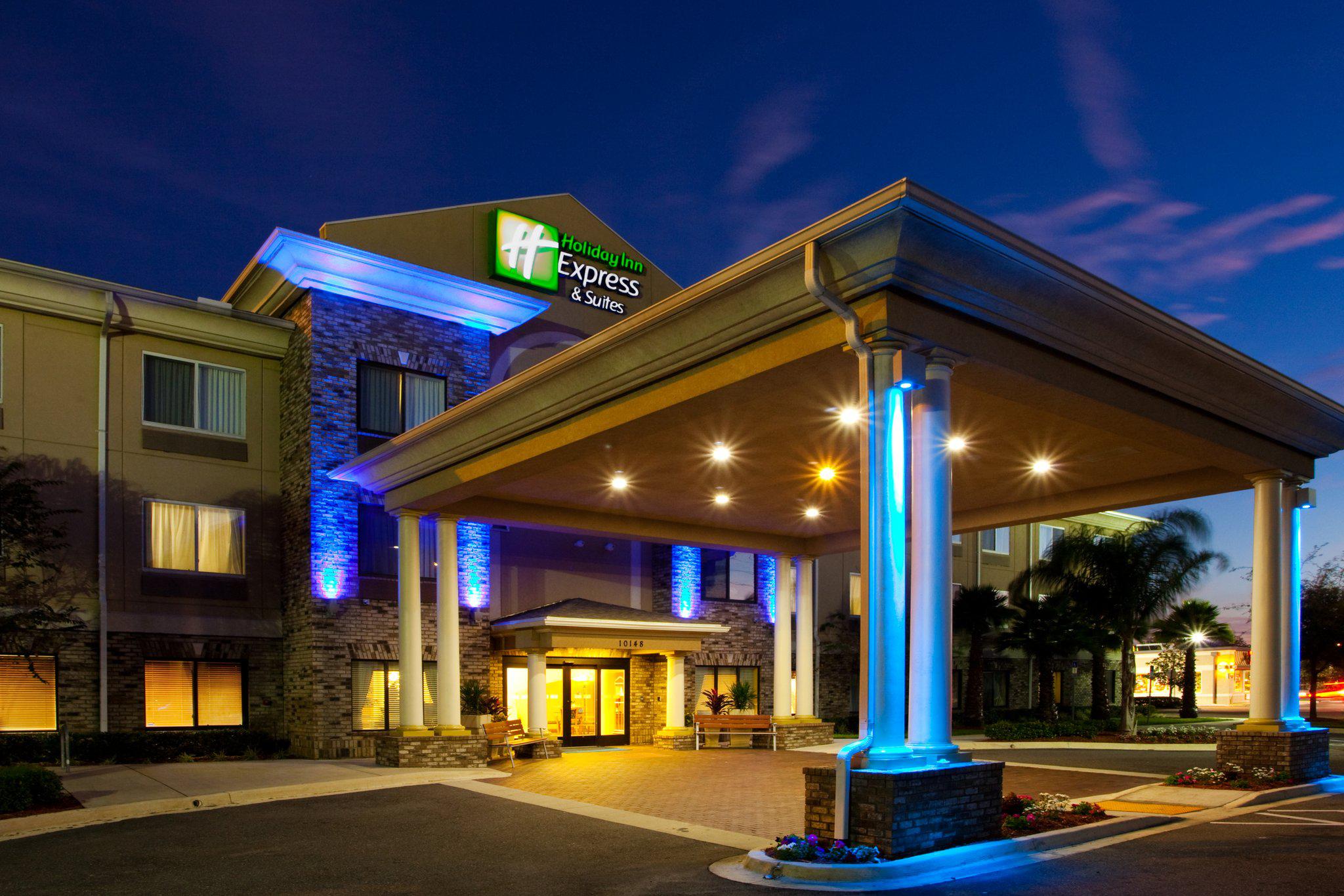 Holiday Inn Express & Suites Jacksonville - Blount Island Photo