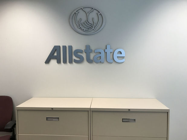 Images Derrick Mumba: Allstate Insurance