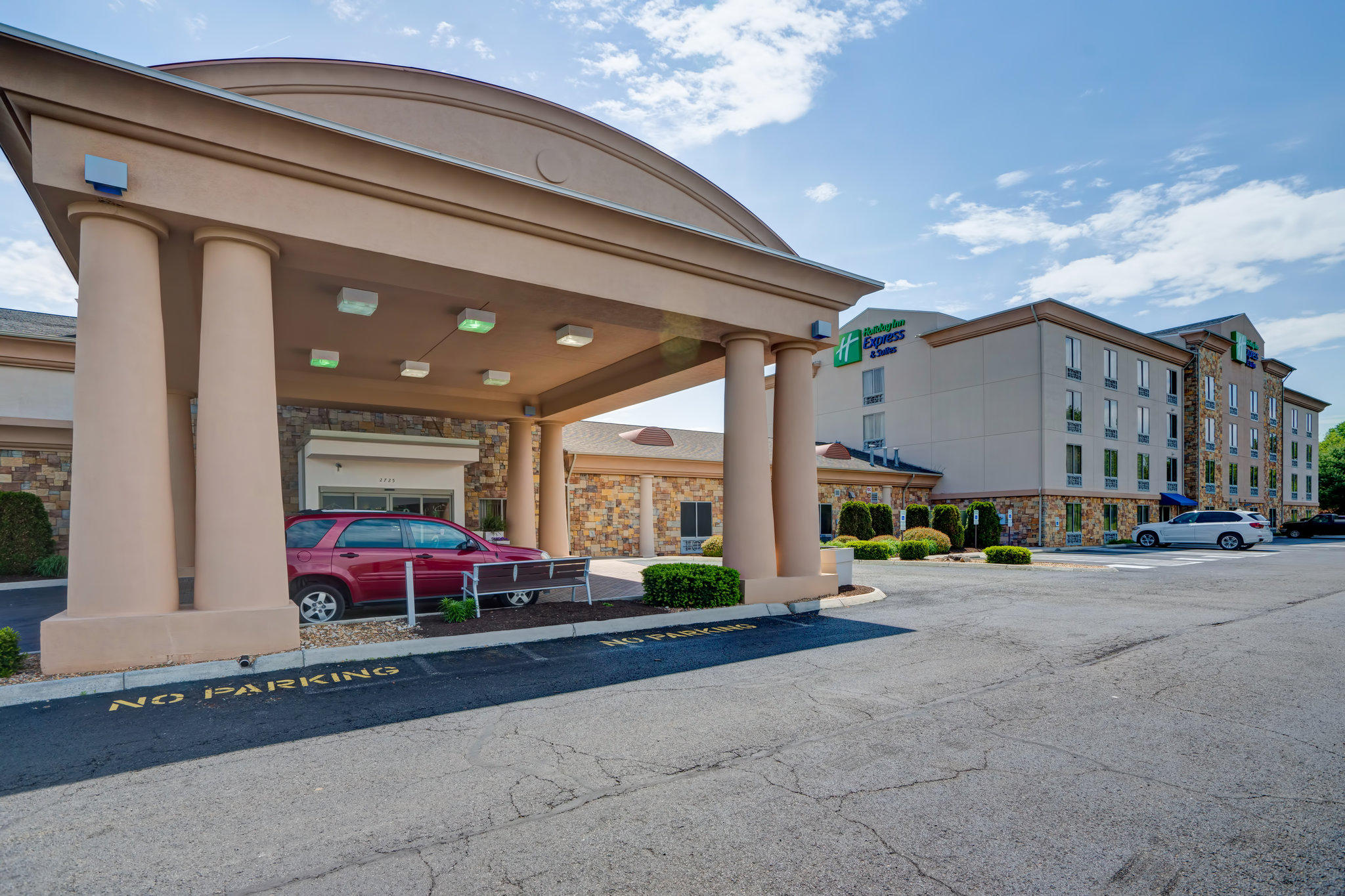 Holiday Inn Express & Suites Christiansburg Photo