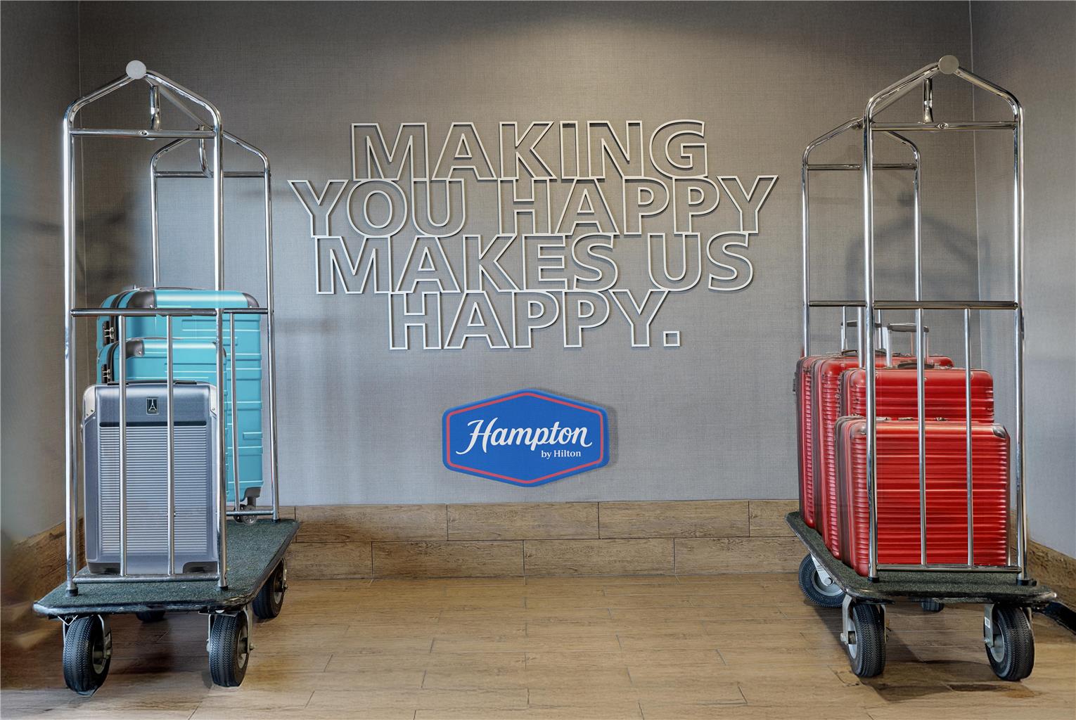 Hampton Inn & Suites Palm Desert Image