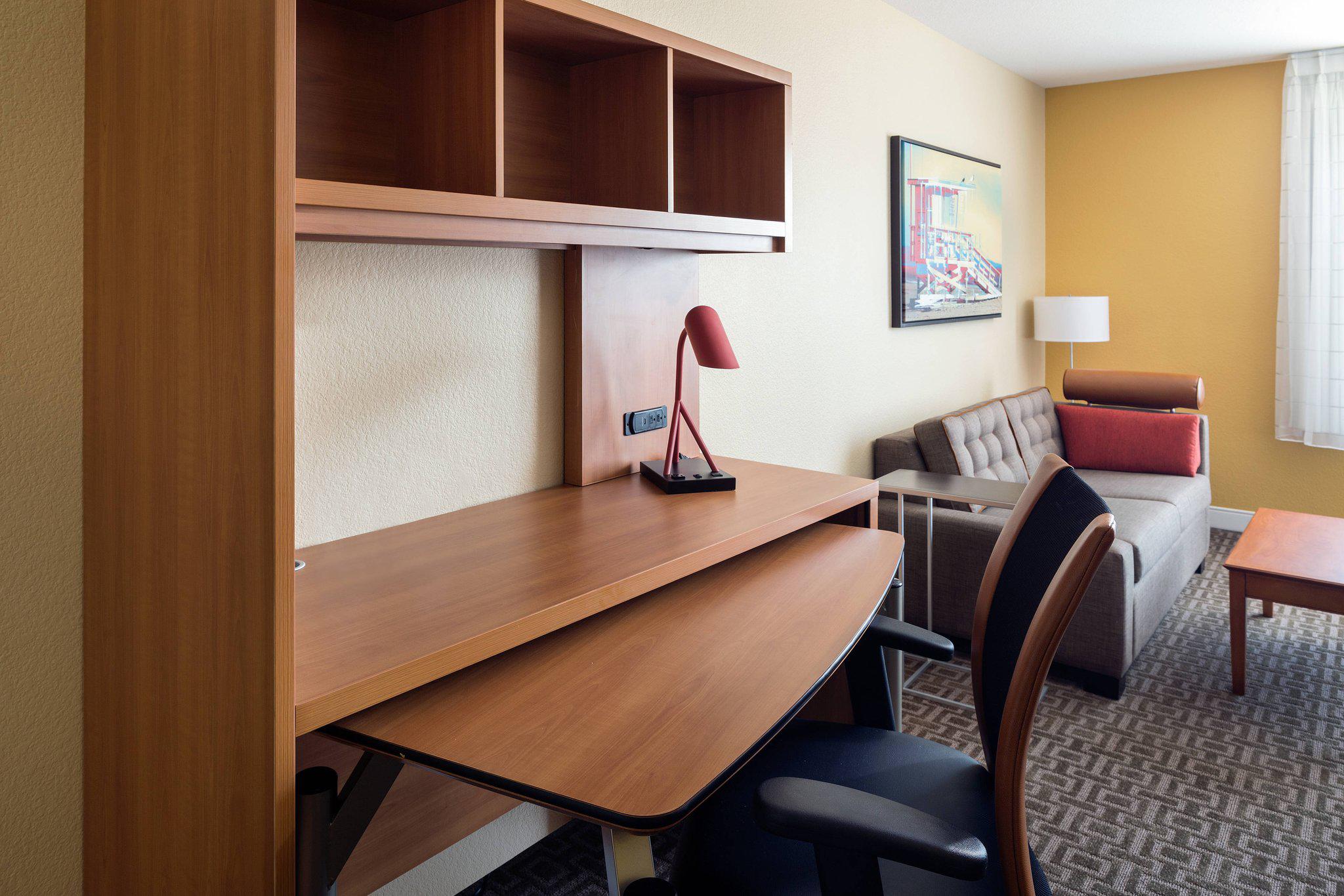 TownePlace Suites by Marriott Los Angeles LAX/Manhattan Beach Photo