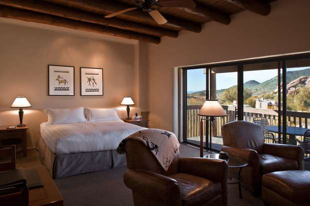 Images Boulders Resort & Spa, Curio Collection by Hilton