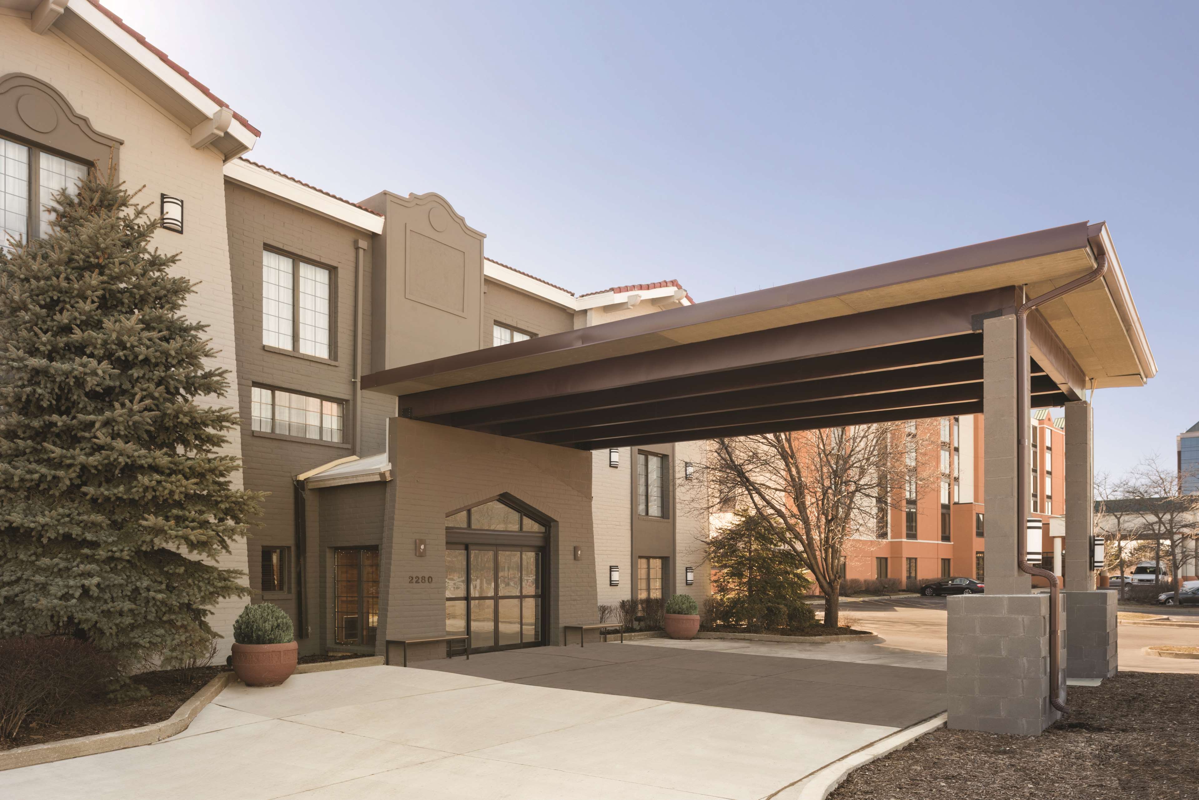 Country Inn & Suites by Radisson, Hoffman Estates, IL Photo