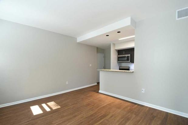 Images Monroe Tower Apartments