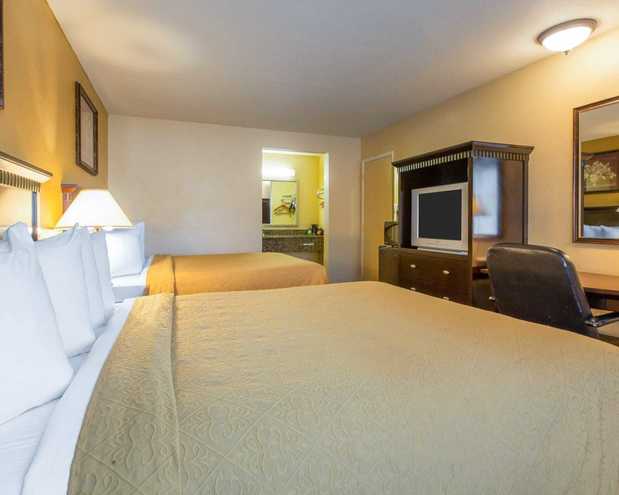 Images Quality Inn