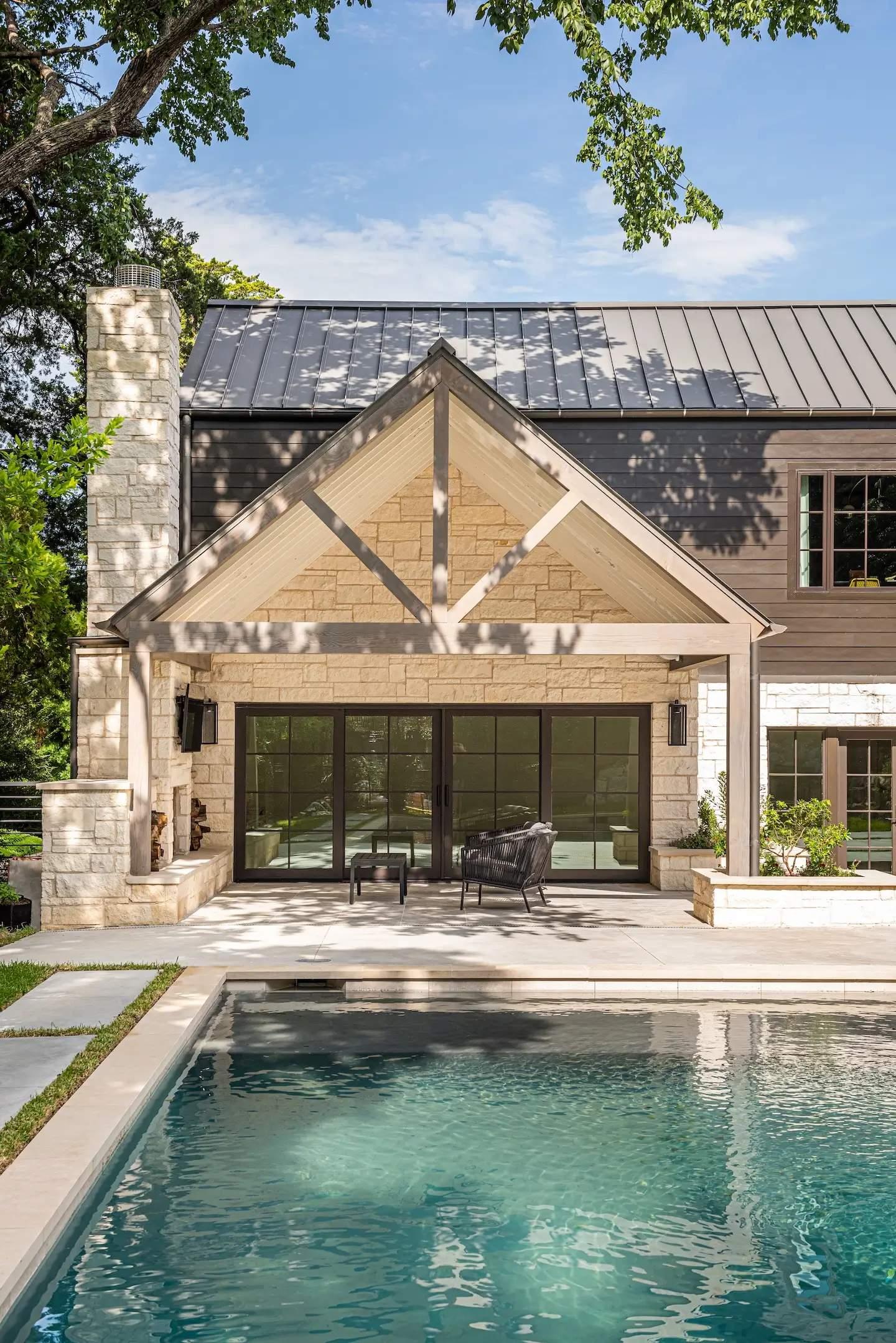 Arrington Roofing Image