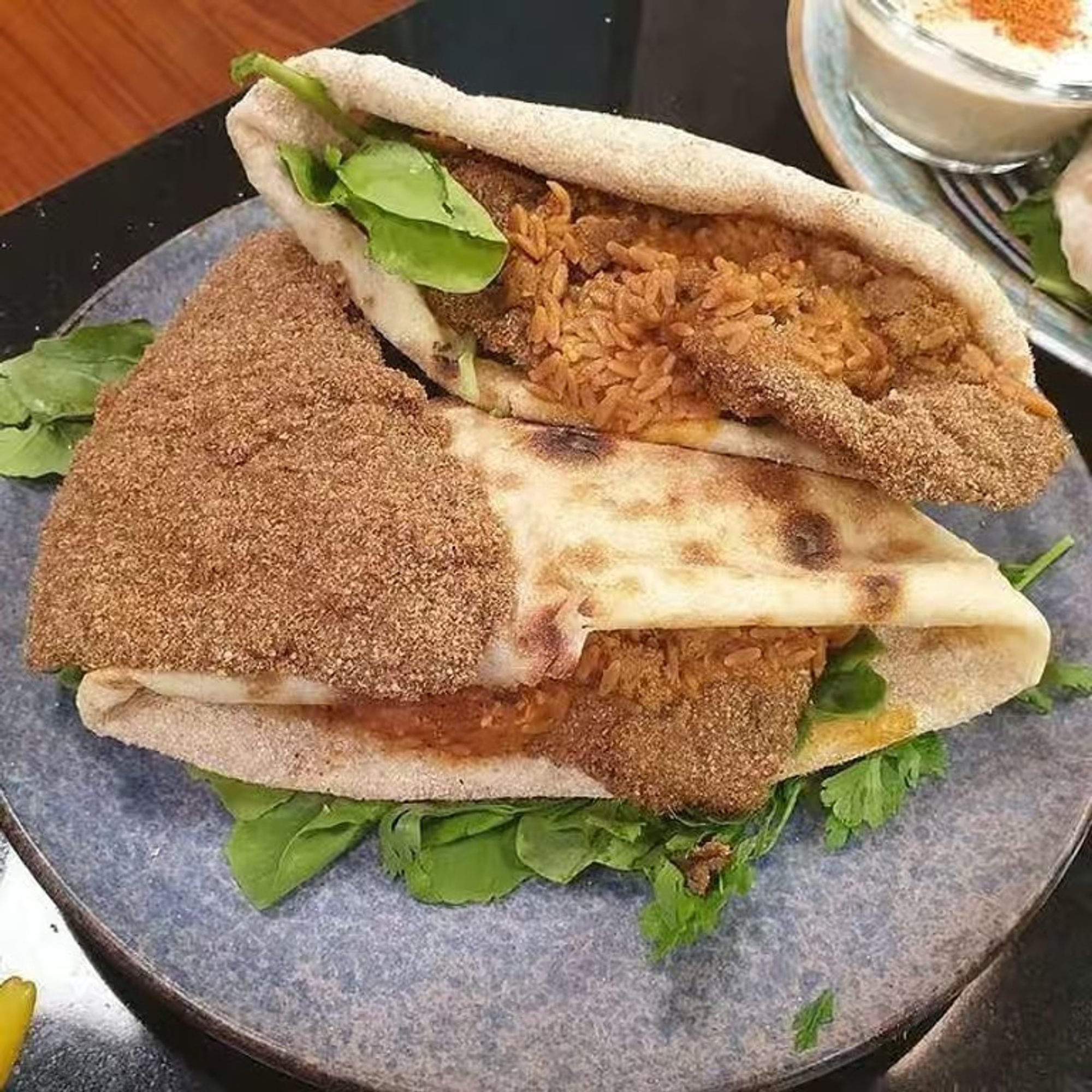 Fried Beef Liver Sandwich - رغيف كبدة بالردة