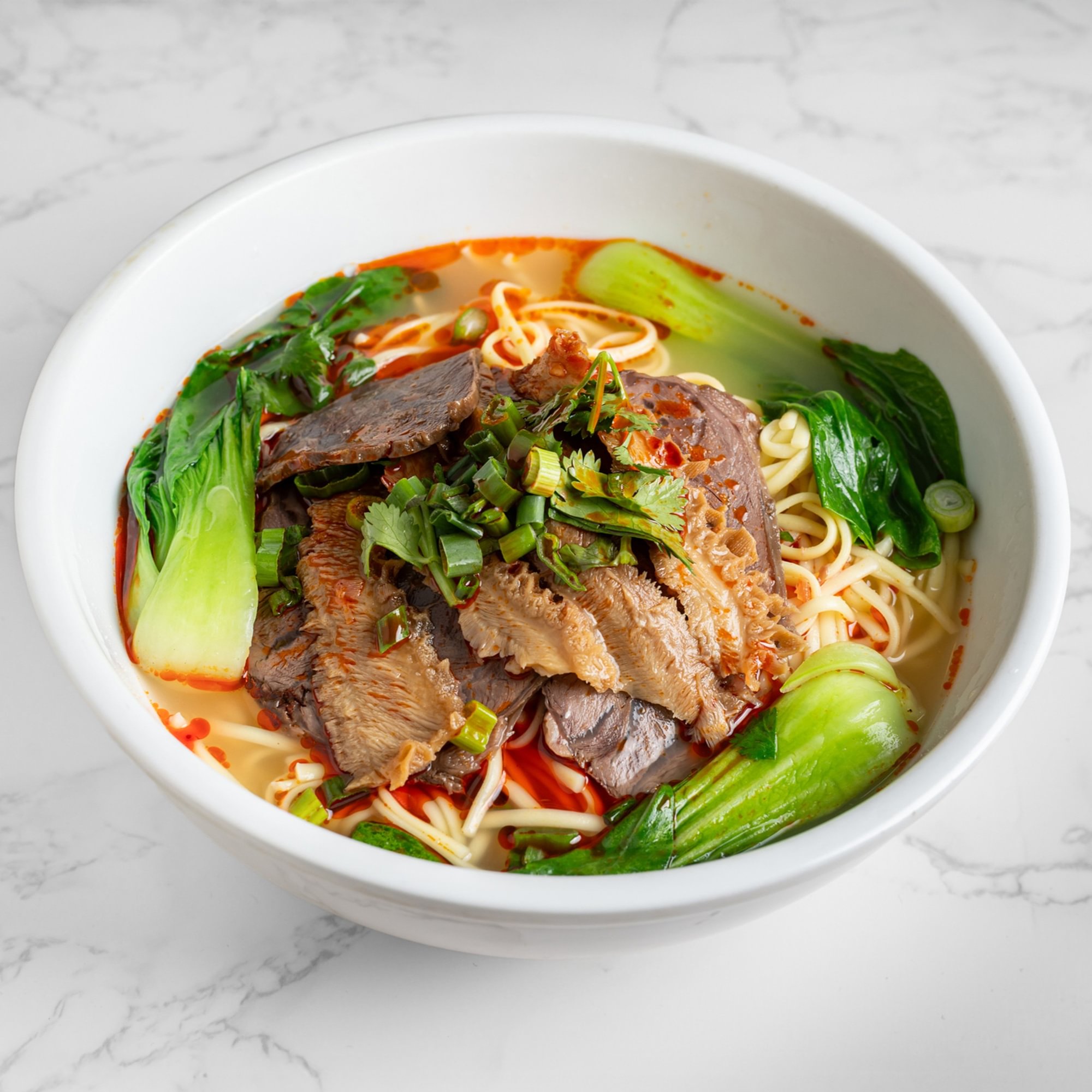 红烧牛肉面 / Braised Beef Noodle Soup