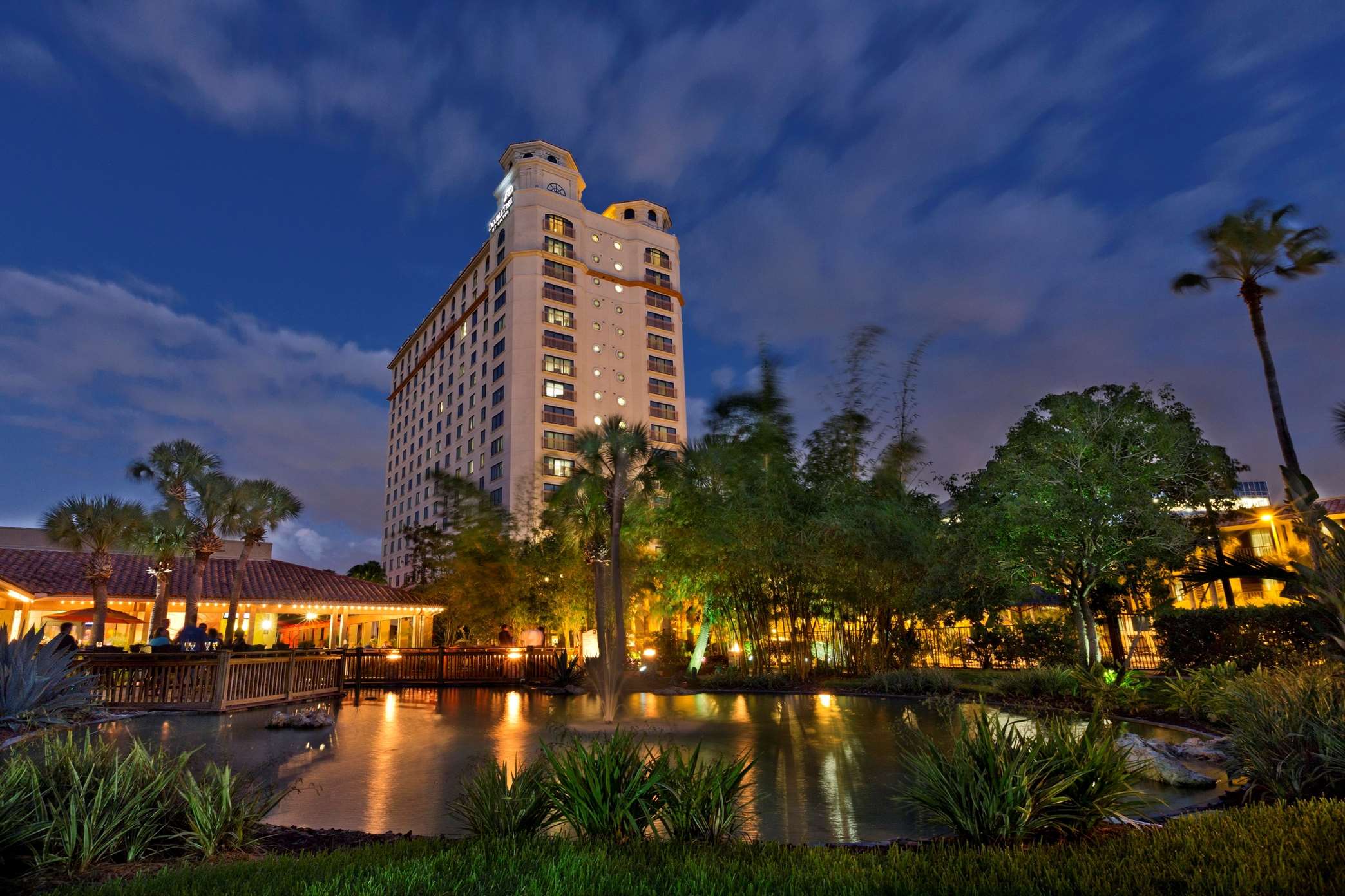 DoubleTree by Hilton Hotel Orlando at SeaWorld 10100 International