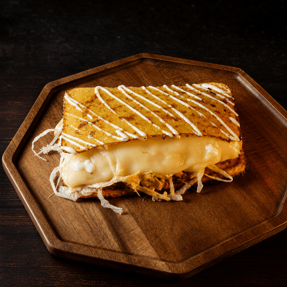 Cachapa De Pollo / Chicken