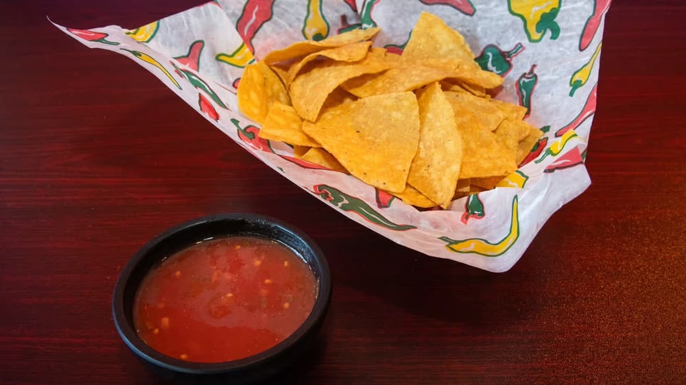 Small Chips and Salsa