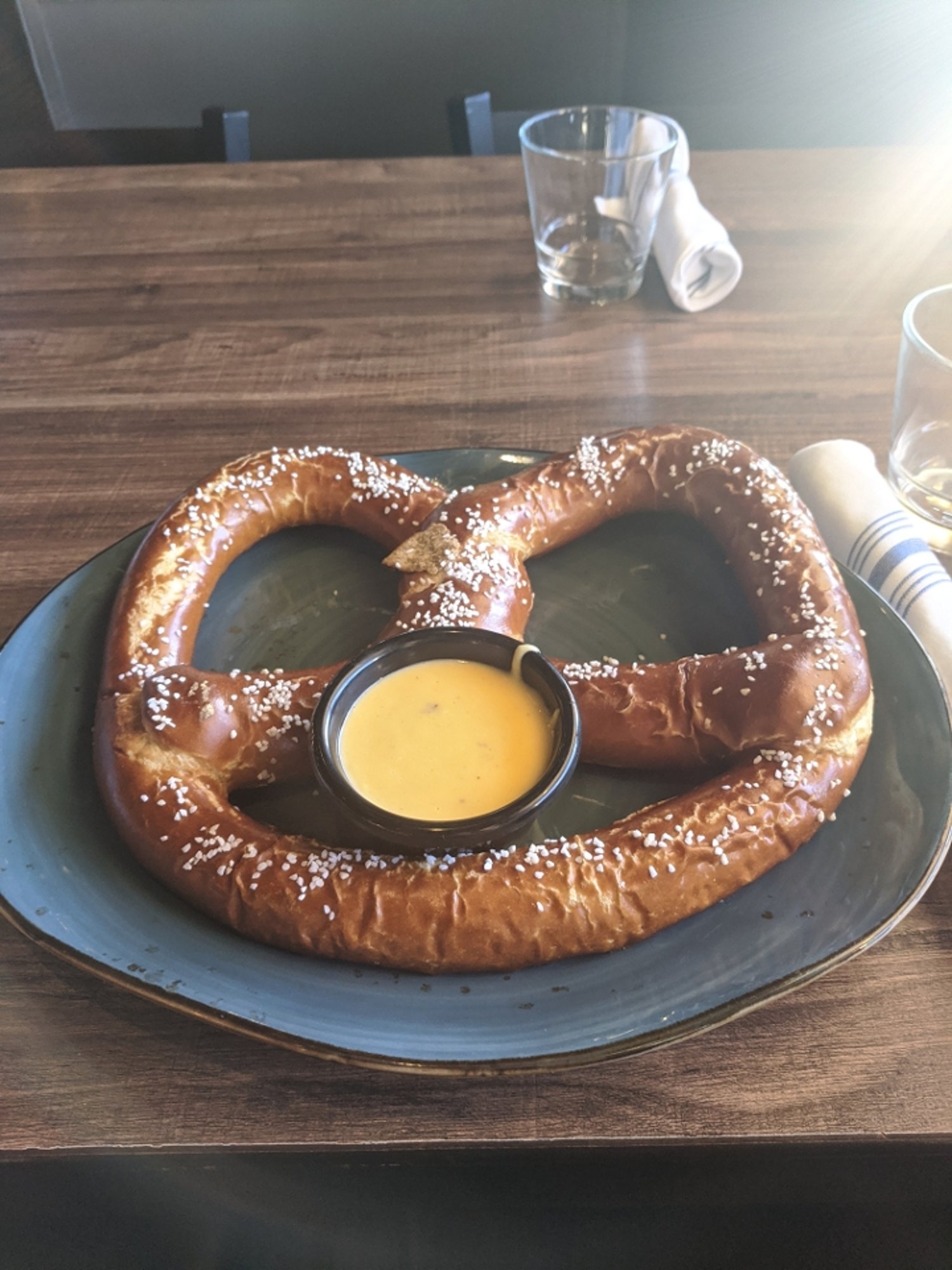 Pretzel & Queso