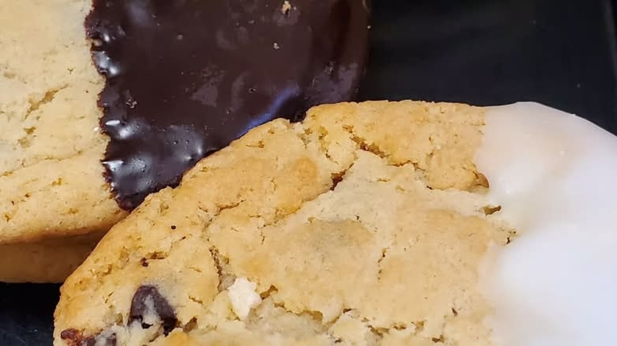Chocolate Chip Cookie