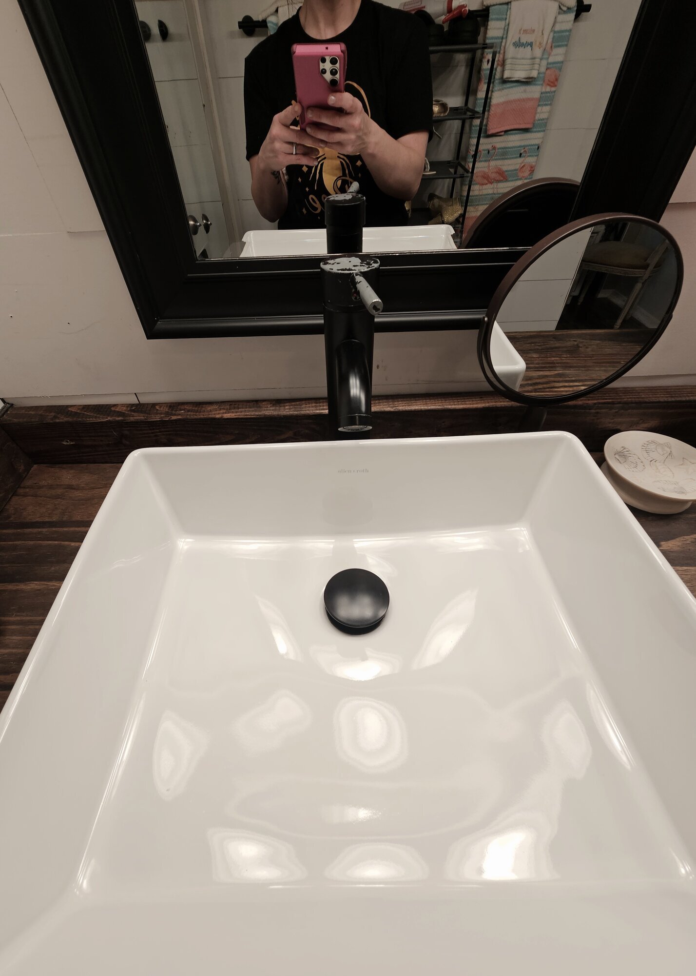 Queen Bee Cleaning, LLC Image