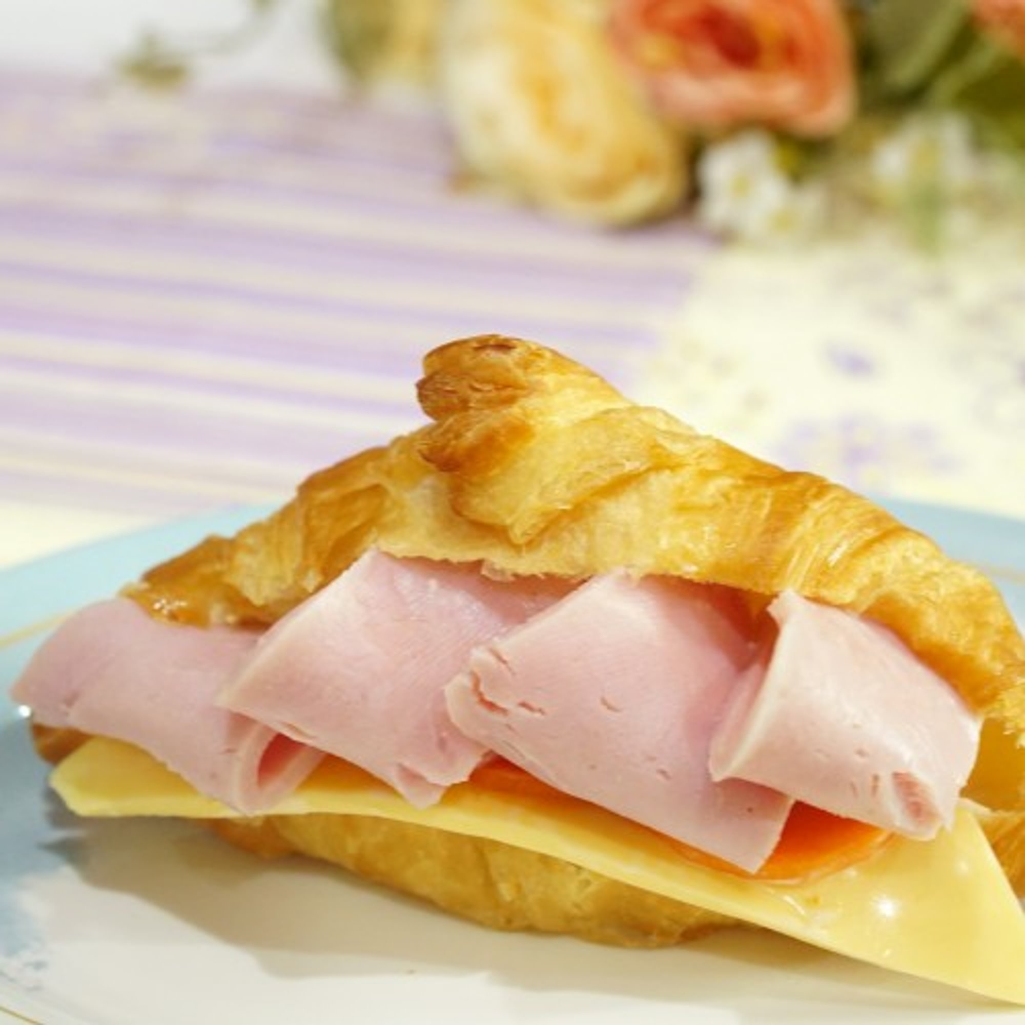 Ham & Cheese Croissant