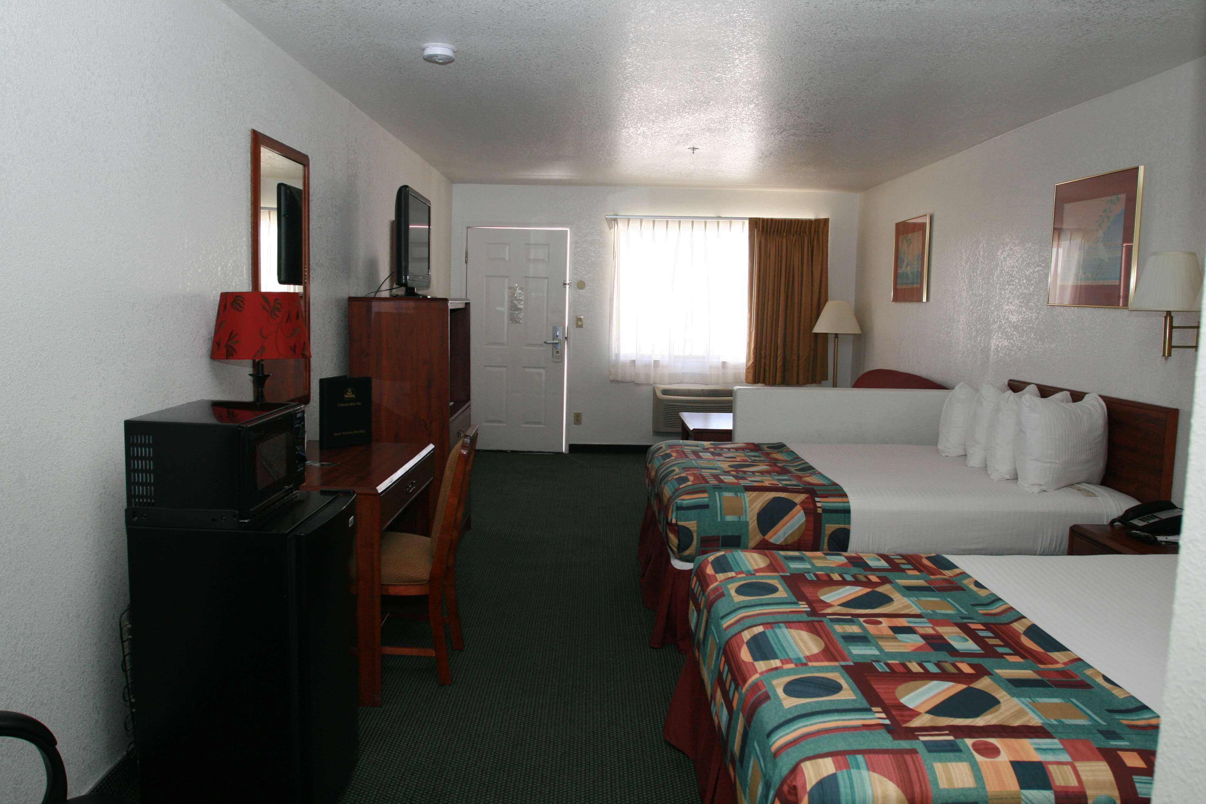 Best Western Colorado River Inn Photo