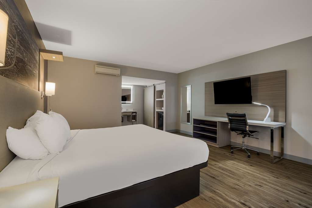 Best Western Diamond Bar Hotel & Suites Image