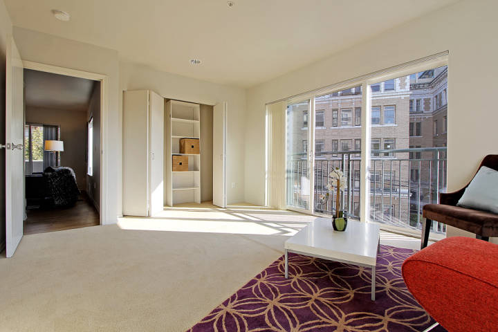 Madison Crossing Apartments Image