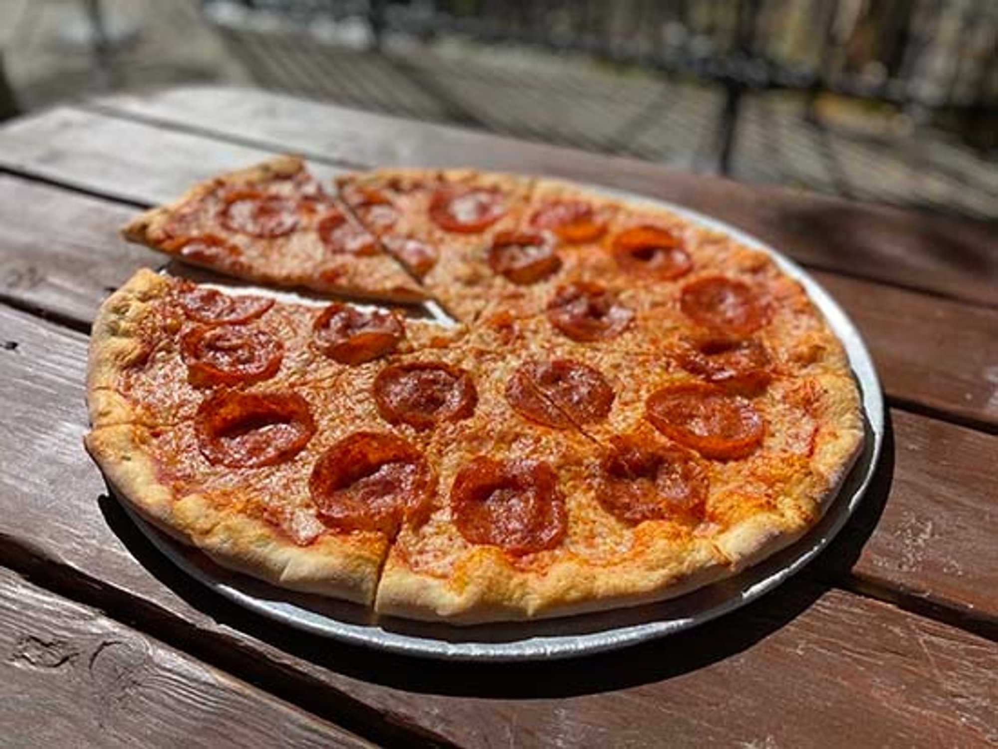 18" Pepperoni Pizza