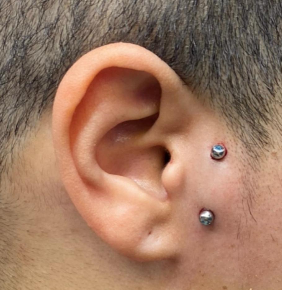 Family Traditions Tattoo and Piercing LLC Image