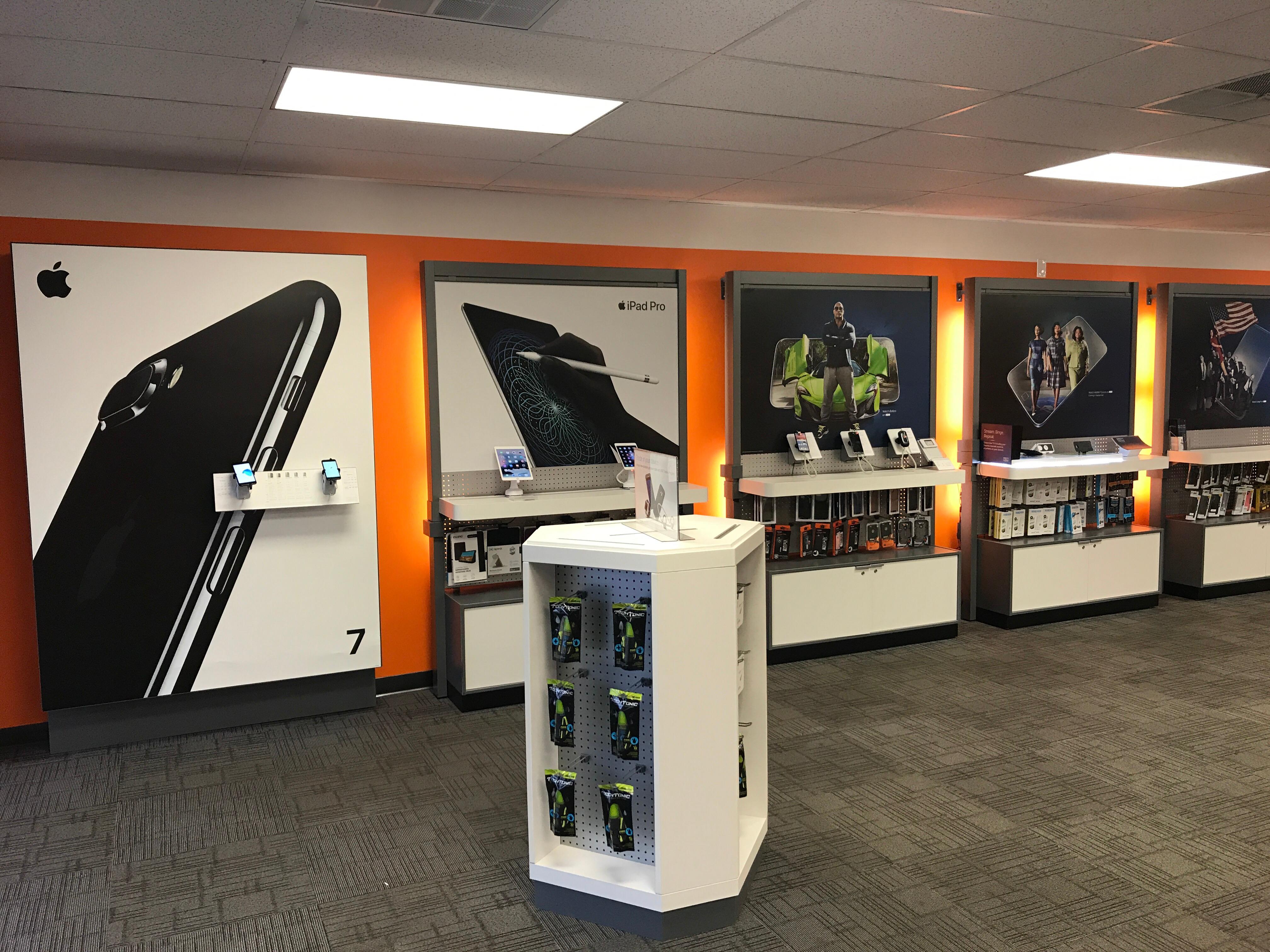 AT&T Store Photo