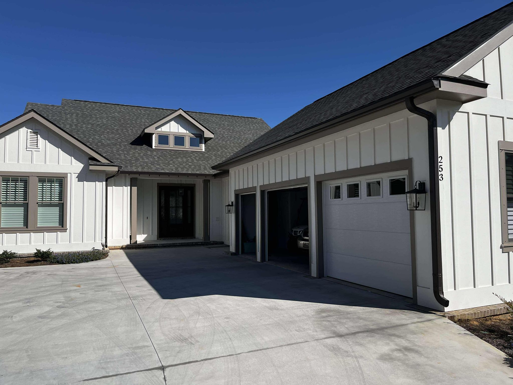 Southern Gutters LLC Image