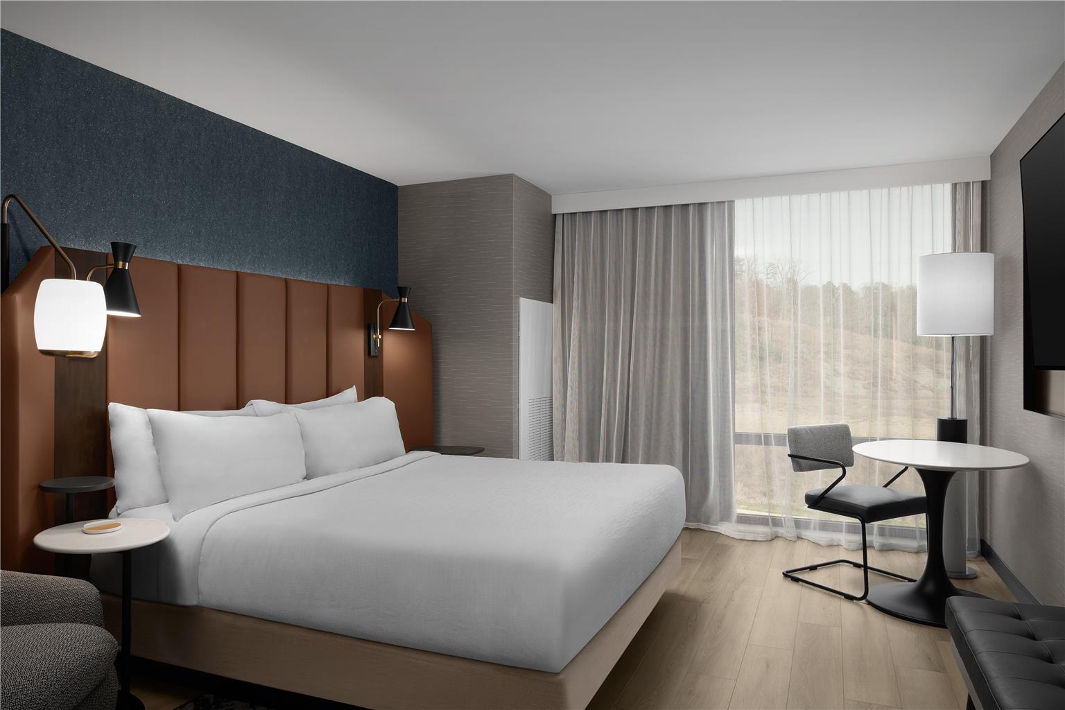 Tempo by Hilton Pigeon Forge Image