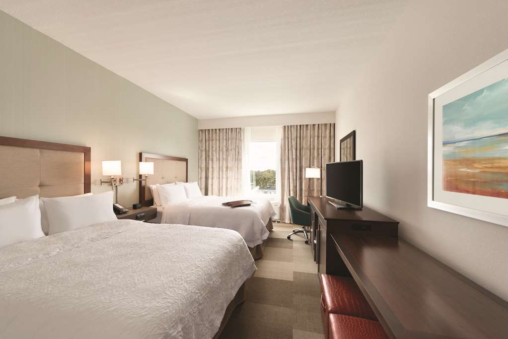 Hampton Inn & Suites Deland Image