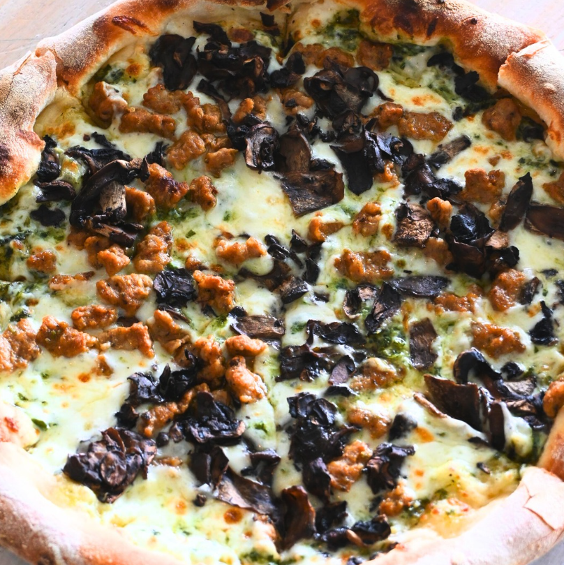 "Fun Kai" Funghi Pizza