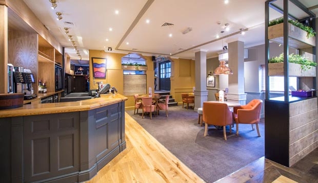 Images Premier Inn Cardiff West