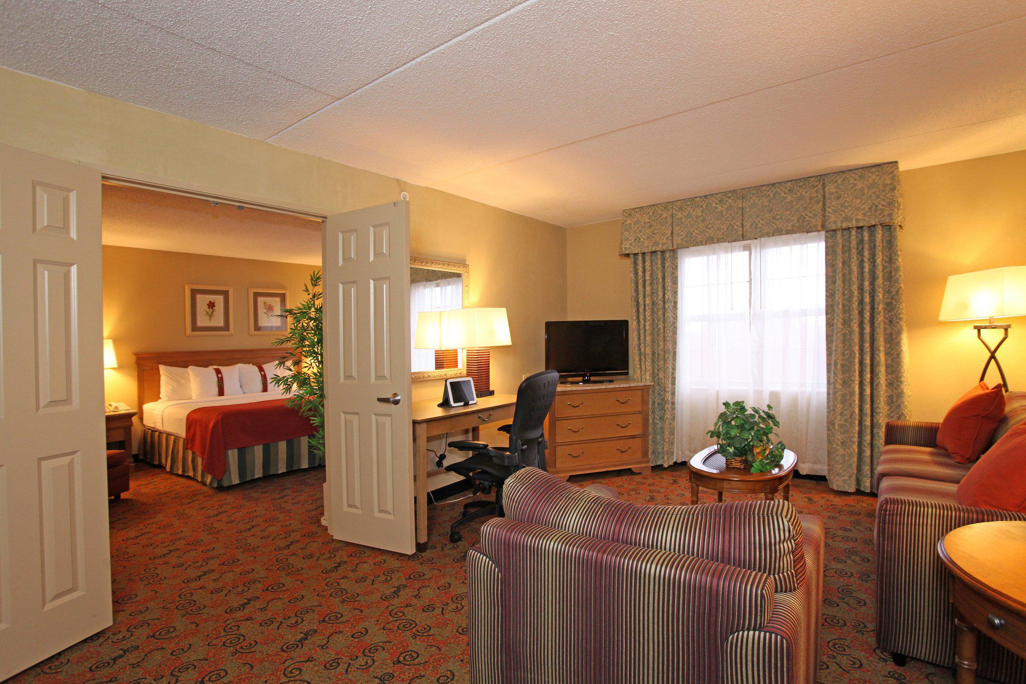 Holiday Inn Chicago-Tinley Park-Conv Ctr Photo