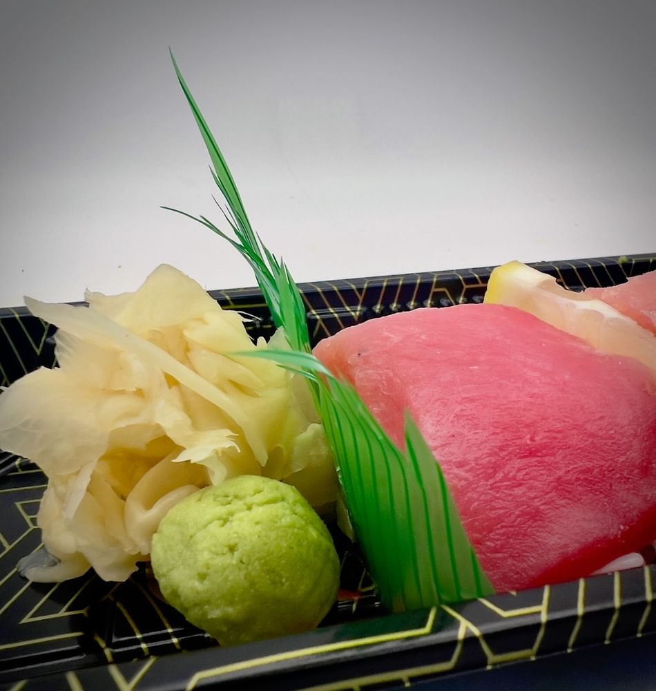 (Off) Tuna sushi 2 pcs