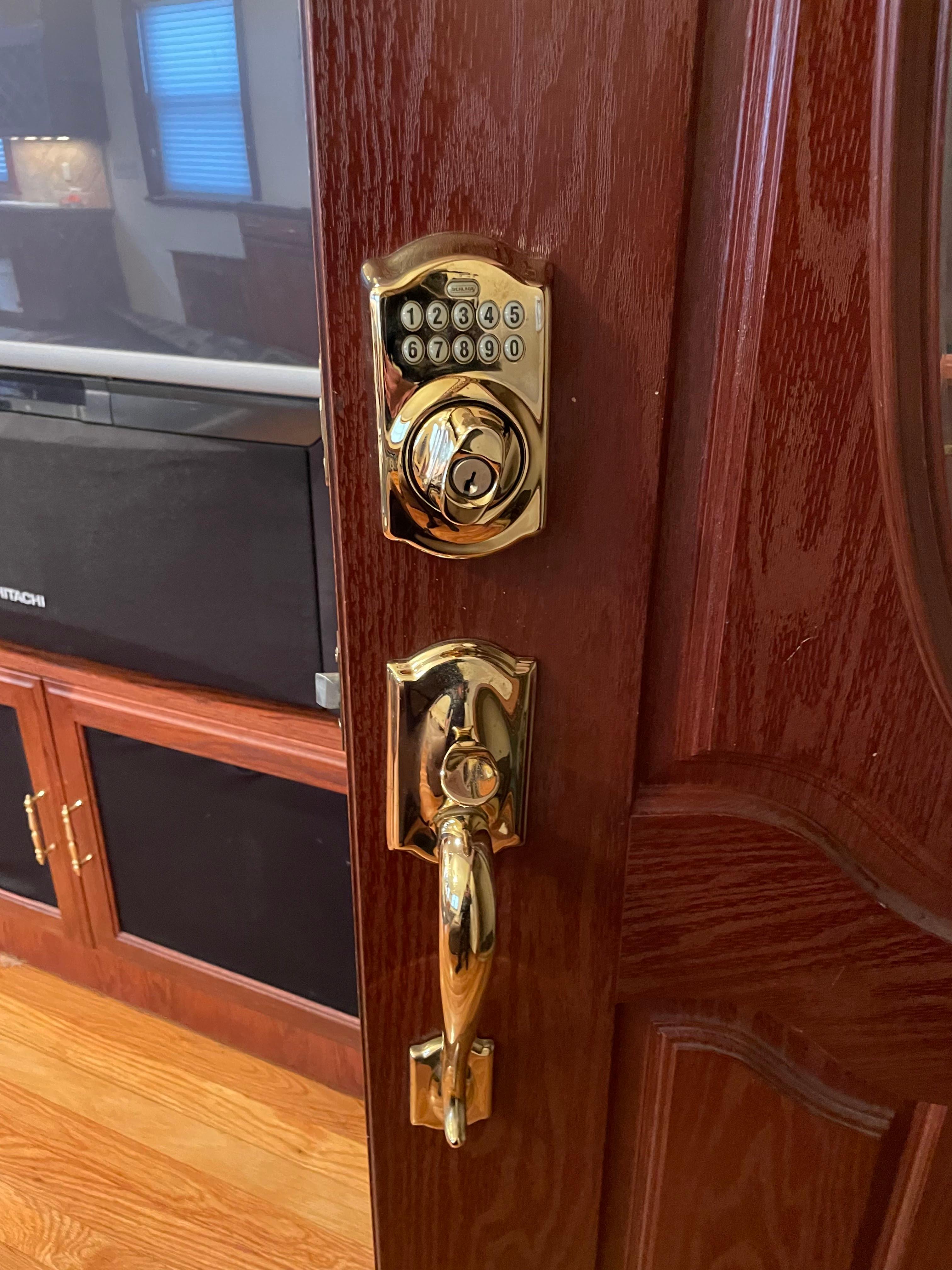 Alpha Locks And Safe Image