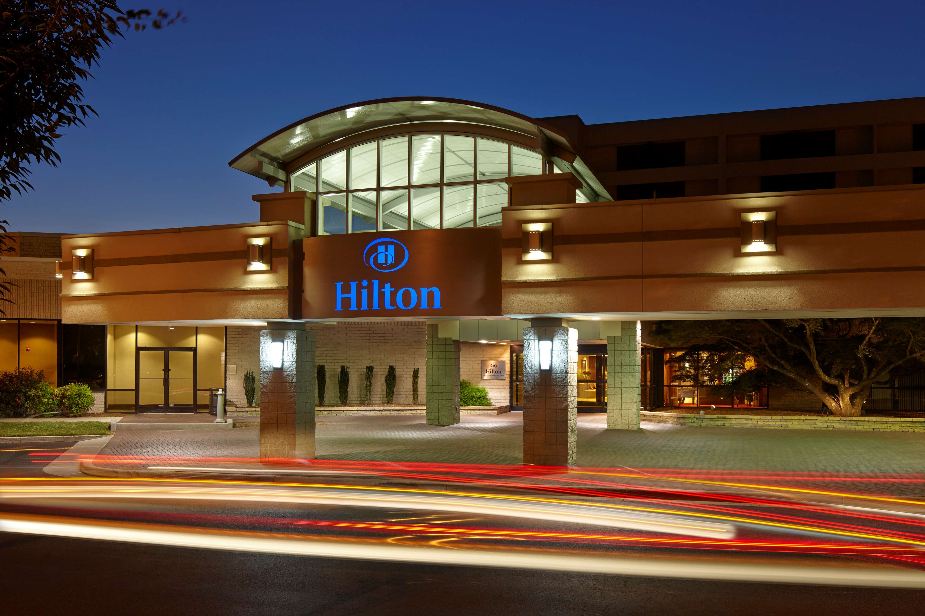 Hilton Raleigh North Hills Photo