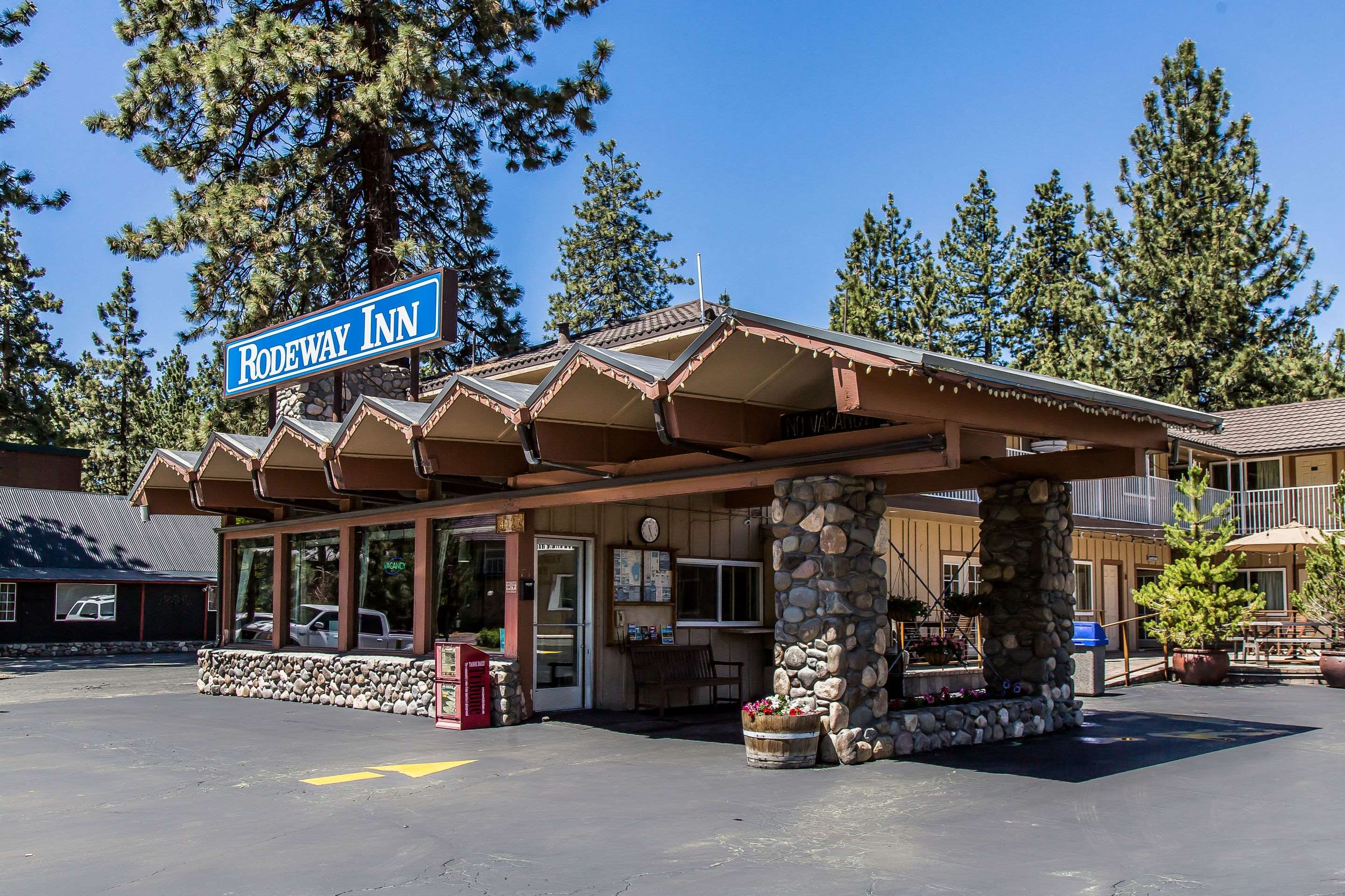 Rodeway Inn South Lake Tahoe Photo