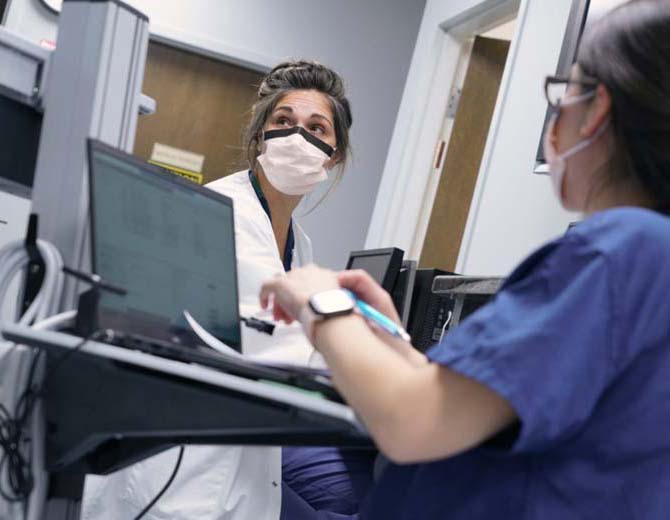 The expert staff at Azura Surgery Center Connecticut