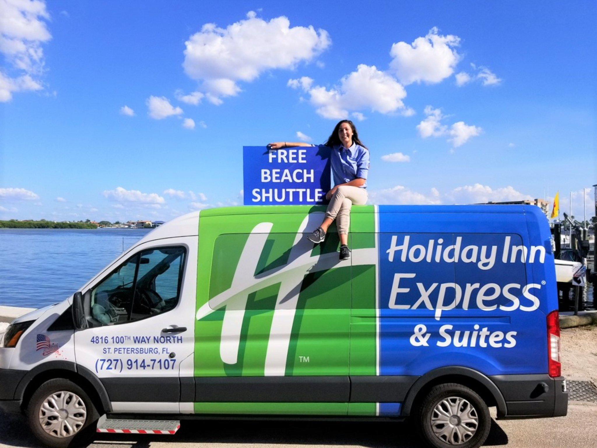 Holiday Inn Express & Suites St. Petersburg - Madeira Beach Photo