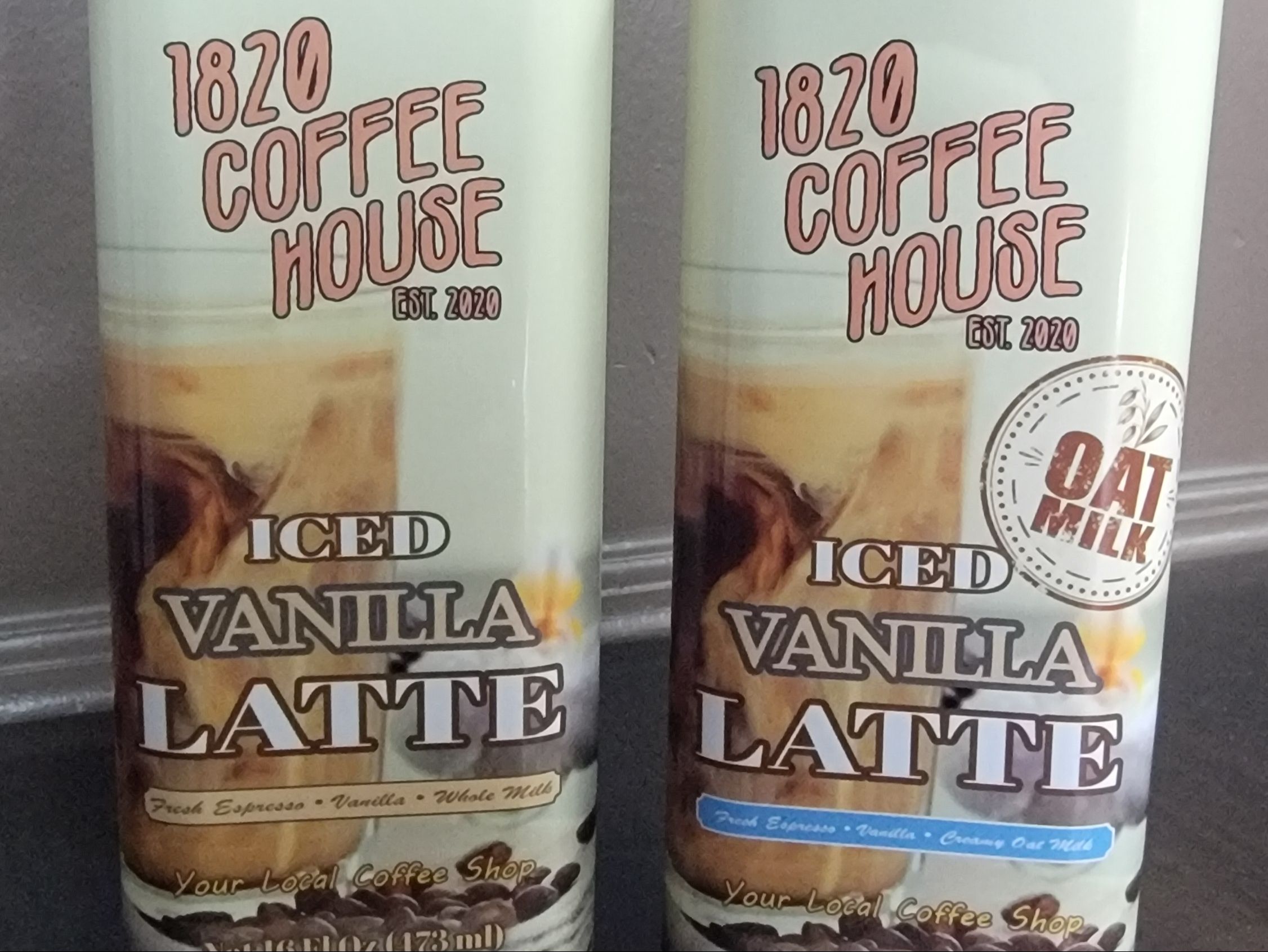 Iced Vanilla Latte (Oat Milk) 16 oz
