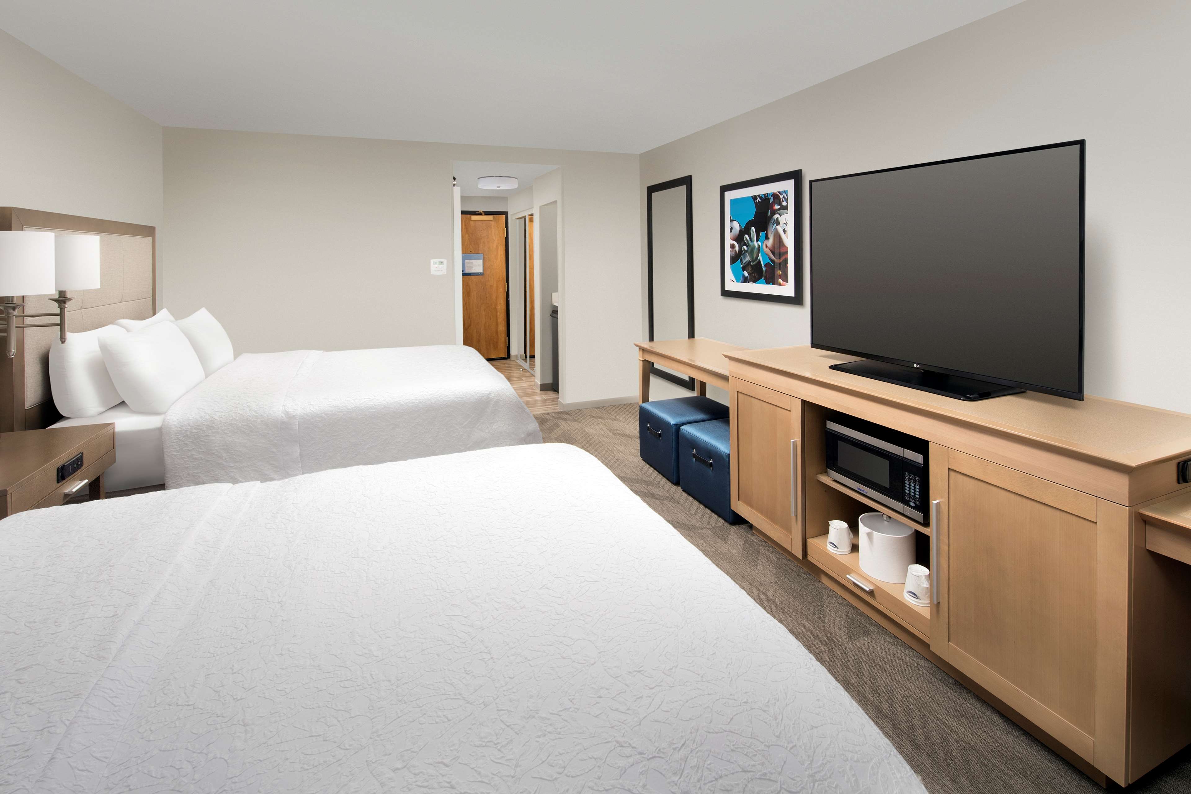 Guest room