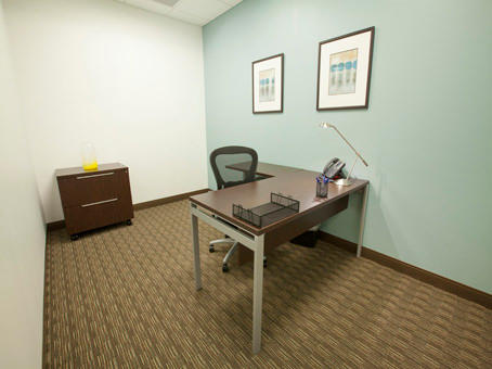 Regus - Florida, Miami - Wells Fargo Plaza Photo