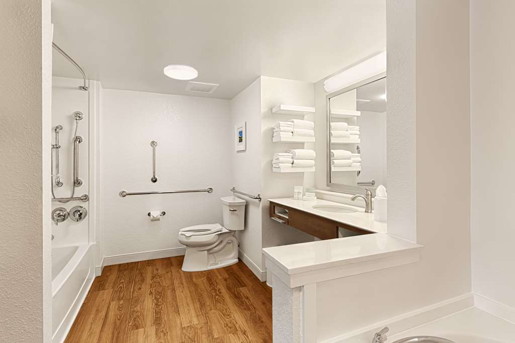 Hampton Inn Pawley's Island Image