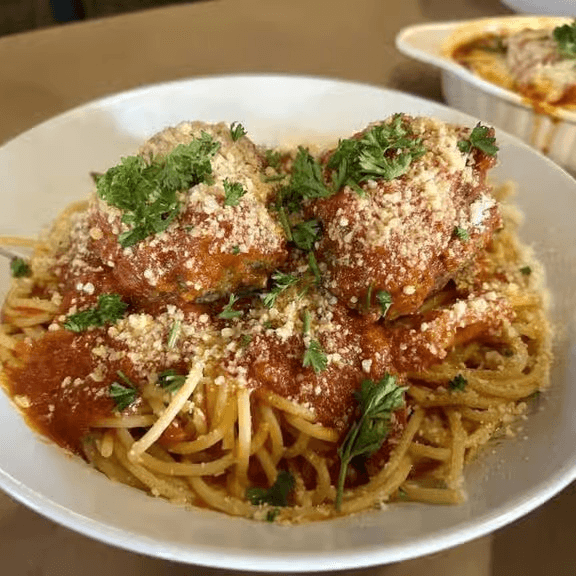 Kids Spaghetti & Meatball