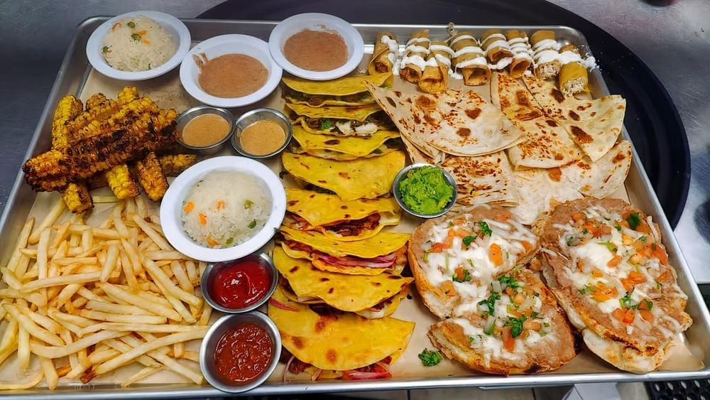 Tray Garnachero for 4 People