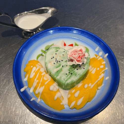 Mango with Sweet Sticky Rice
